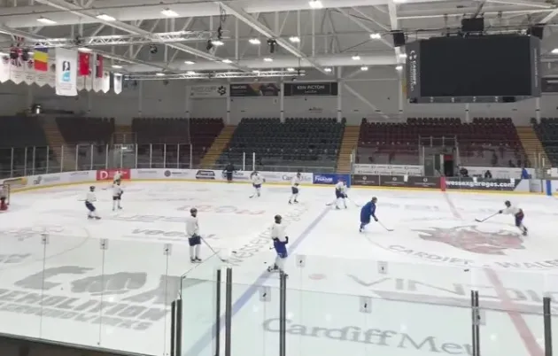 Debut cu dreptul la Cardiff