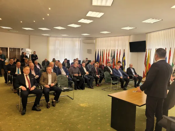 26 de milioane de lei pentru Hărman şi Voila. Primarii au semnat ieri, la Bucureşti, actele de finanţare
