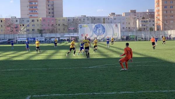 Cu trei echipe în playoff-ul C5