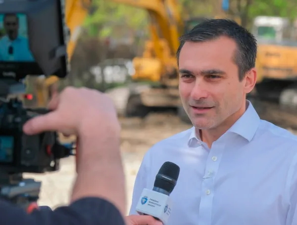 Petiție: Brașovenii forțează Guvernul PSD+PNL să finanțeze spitalele noi în oraș