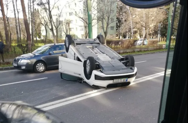 S-a răsturnat pe Saturn