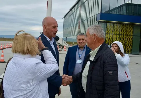 Fostul director al Aeroportului Internaţional Braşov - Ghimbav, la un document distanţă de demitere din Consiliul de Administraţie 