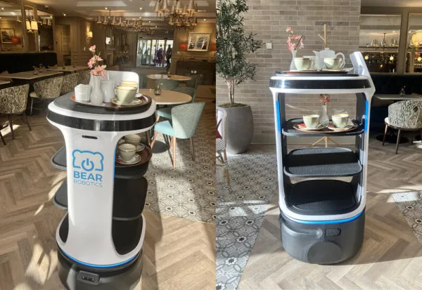 Angajatul ideal în HoReCa, prezentat la Braşov:  roboţelul care munceşte non-stop opt ore