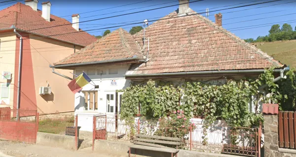 Şef de post, 6 ani deţinut.  Făcea şi desfăcea dosare penale, avea afaceri ilegale prin sat