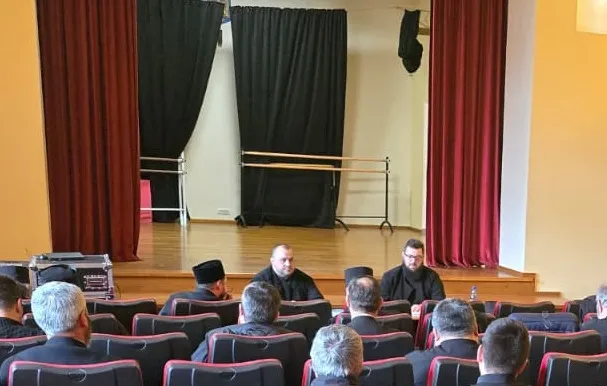 Prima şedinţă cu noul protopop