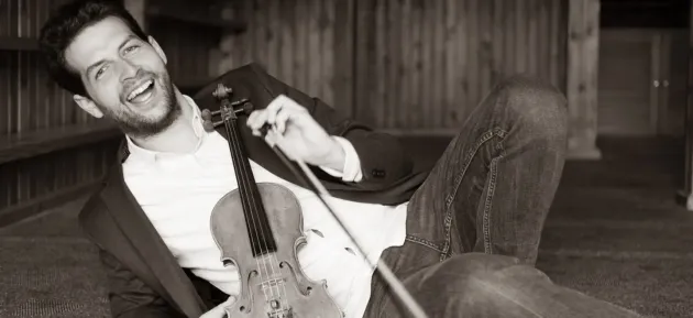 Violonistul Valentin Şerban cântă Édouard Lalo joi seară, la Sala Patria!