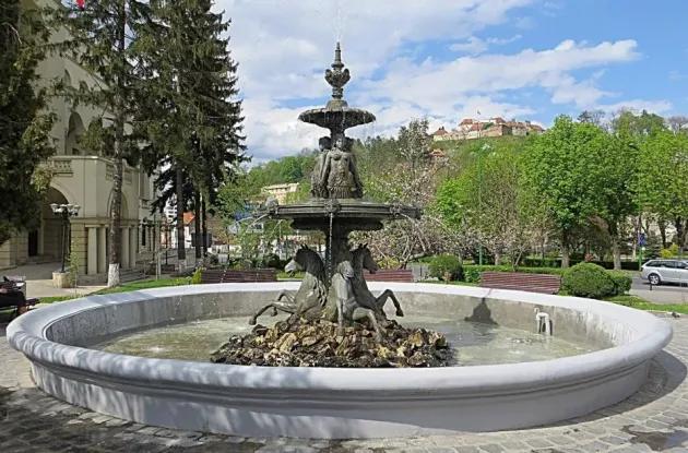 Poate anul ăsta nu ne vom mai „topi” la soare