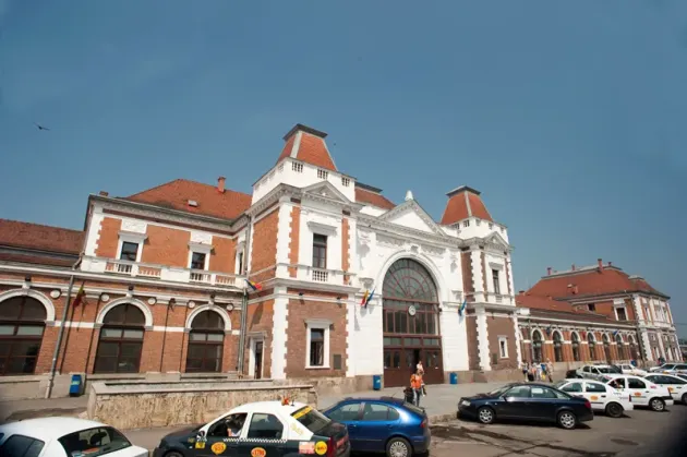 Doi tineri din Braşov, electrocutaţi în gară, la Cluj