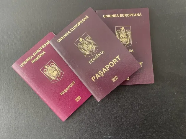 Notificare prin SMS dacă îţi expiră paşaportul