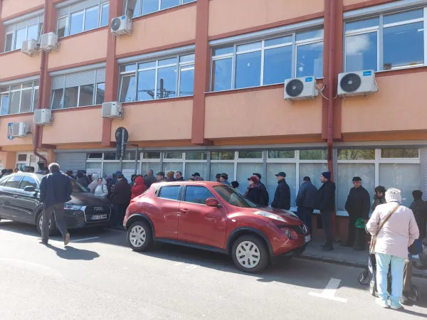 Gata cu bonificaţia, gata cu cozile la Direcţia Fiscală