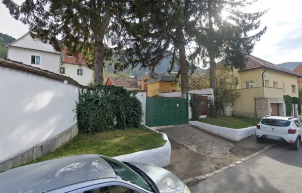 Primăria Braşov, acuzată că a cumpărat un imobil în litigiu   