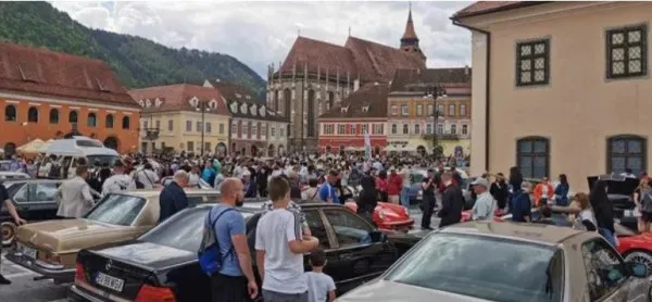Cea mai vizitată „Retroparadă”