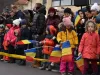 Primăria Braşov plăteşte peste 10.000 de euro pentru steguleţe, cămăşi „etno” şi insigne