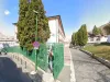 Cu frică, se duc la şcoală