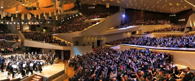 Invitaţi la Berlin, la un concert de gală cu totul unic