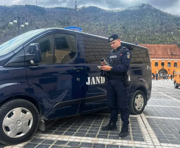 eDAC, noul „gadget” al jandarmilor. 1.100 de braşoveni, identificaţi în 6 zile