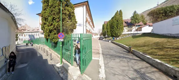 Grevă la clasa 0! Situaţie fără precedent în învăţământul braşovean: părinţii dintr-o clasă pregătitoare nu-şi mai trimit copiii la şcoală 