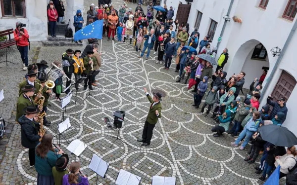 Multe evenimente de Ziua Copilului, în municipiul Brașov. La Cetățuie, cei mici se întâlnesc cu istoria