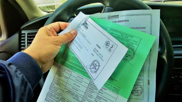 Noul RCA: şi taxaţi, şi cu banii luaţi