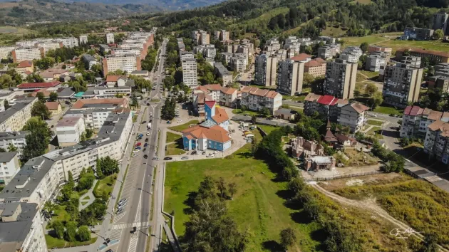 Oraşul unde un apartament cu 3 camere se vinde cu 12.000 de euro