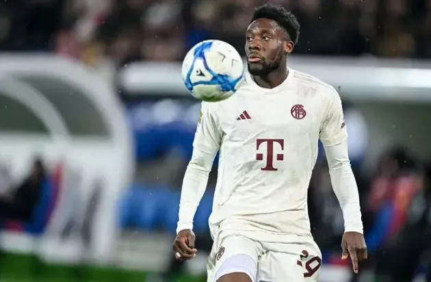 Real Madrid nu îl mai vrea pe Alphonso Davies