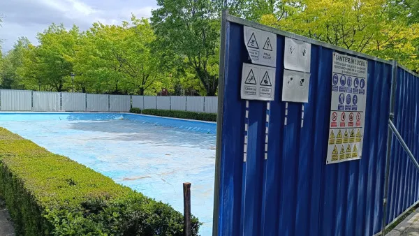 Birocraţia bate tot: Pentru a putea să aducă nişte piese pentru fântâna arteziană din Parcul Central, Primăria Braşov a trebuit să modifice contractul cadru cu RIAL-ul