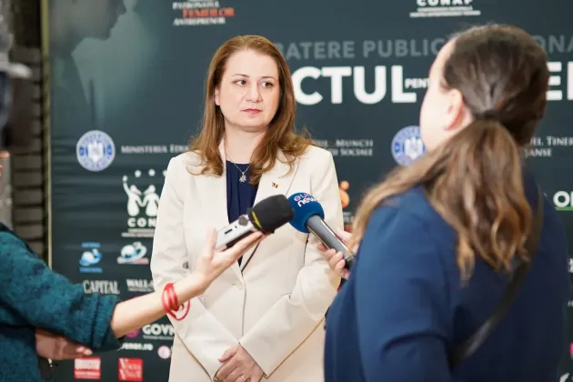 Ligia Deca: Planurile cadru pentru liceu sunt în proces de finalizare. Ar fi trebuit finalizate şi aprobate de peste 2 luni