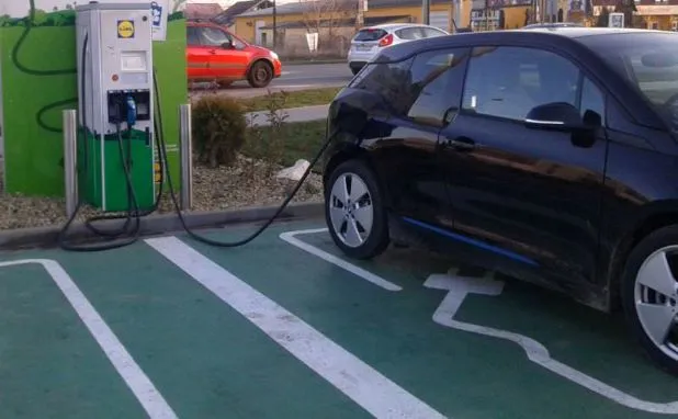 42 de milioane de maşini electrice în lume