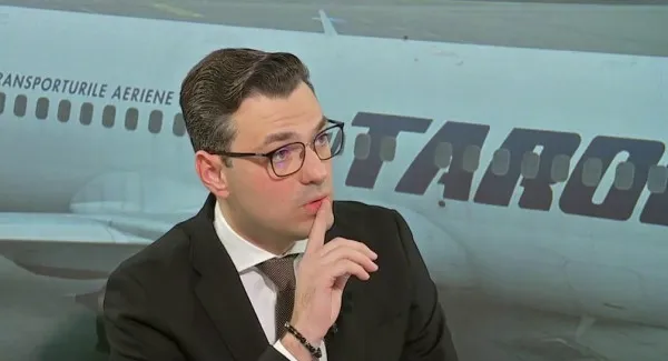 Ce salariu are un pilot TAROM şi cât câştigă unul de la Wizz Air
