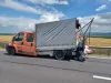 Împinşi 200 de metri de un TIR!