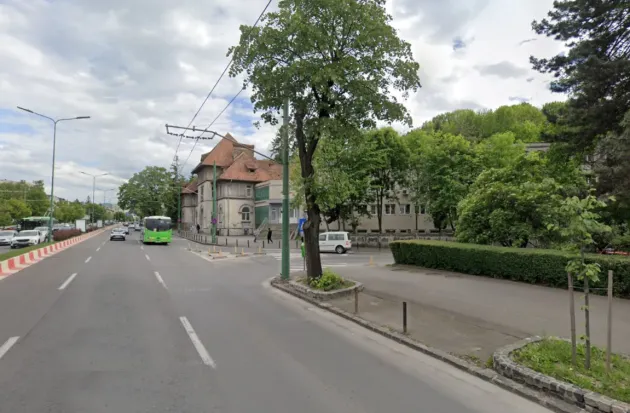 Intersecţia Calea Bucureşti – strada Nicolae Titulescu, blocată în 8 iulie 