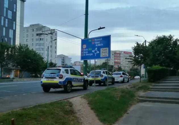 Reţinut pentru că a condus fără permis