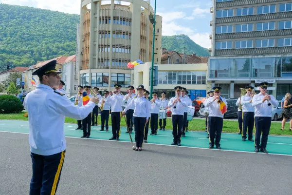 Ziua Imnului Naţional al României, marcată discret la Braşov