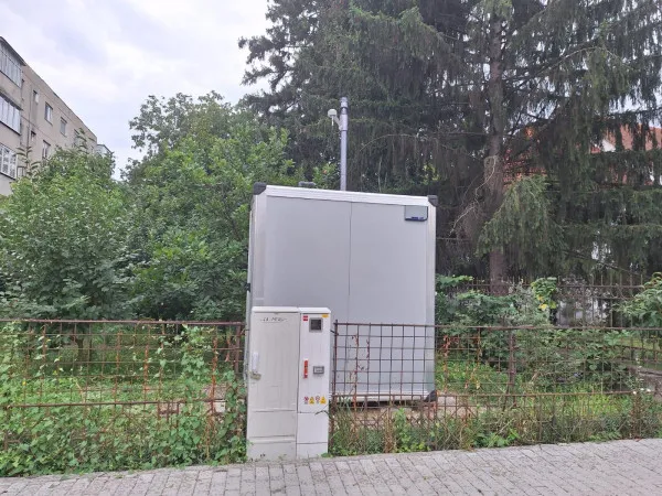 Calitatea aerului din municipiul Făgăraș, monitorizată permanent cu ajutorul unei stații a Agenției pentru Protecția Mediului Brașov. Aceasta a fost pusă în funcțiune în 9 august
