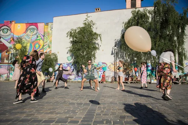 Teatru de animaţie şi atelier de jocuri pentru copii şi părinţi, în 25 august