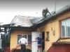 Două case în flăcări, 11 oameni pe drumuri