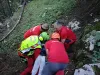 15 oameni au murit în munţi