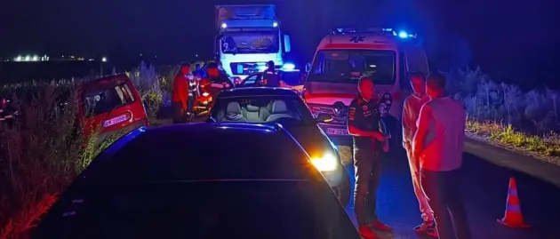 Unul mort, şoferul aproape mort