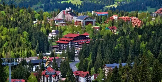 Cât a ajuns să coste o zi în Poiana Braşov