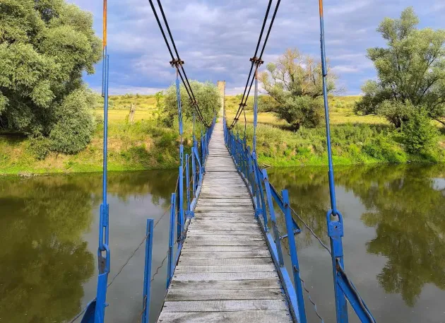 Pasarela peste Olt de la Şona, drumul practicat şi astăzi de localnici