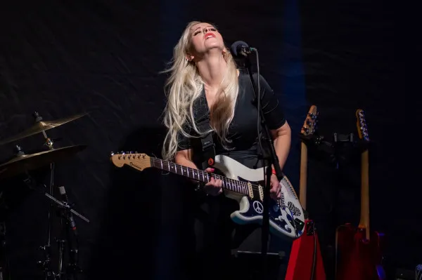 Două zile de blues, cu premiere naţionale la Rockstadt Braşov