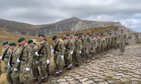 Ceremonie militară la cea mai înaltă cruce