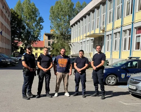 Un bucureştean despre jandarmii din Braşov: „îşi fac datoria exemplar, chiar la nivel de artă”