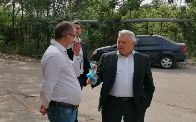 Încă un lup paznic la oi