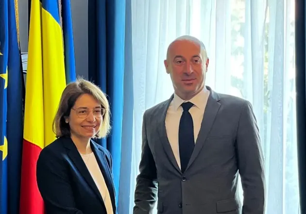 Ambasadorul Greciei în România, în vizită la Prefectura Brașov. Ea a discutat cu prefectul Brașovului despre dezvoltarea relațiilor economice