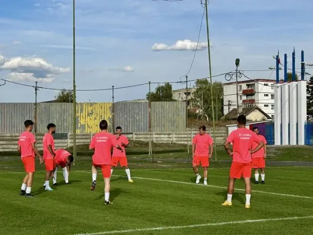 Meci întrerupt în intermediară