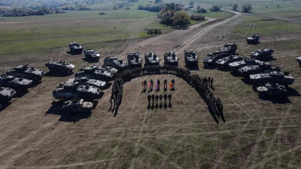 „Război de exerciţiu”, la Cincu. 1.500 de militari din 8 ţări, avioane de luptă, blindate şi elicoptere