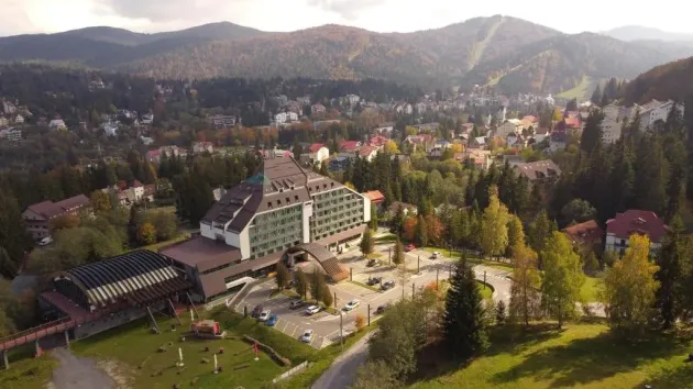 Hotelul Orizont din Predeal, scos iar la vânzare