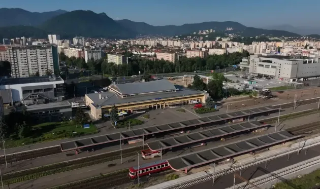 Gara Braşov, toate 8 liniile lăsate fără curent