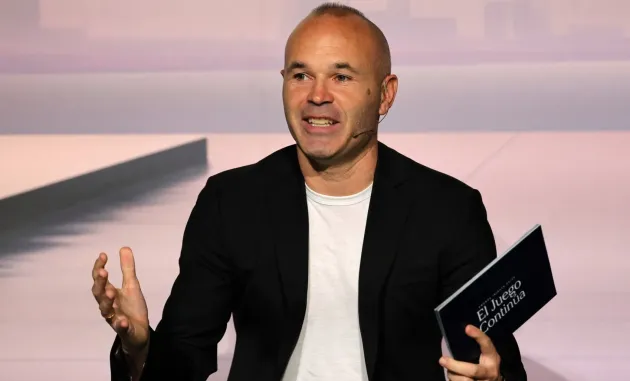 Se retrage Iniesta